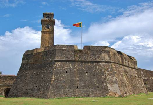 Sri-Lankas-flag-flies-over-Galle-Fort-built-by-the-Portuguese