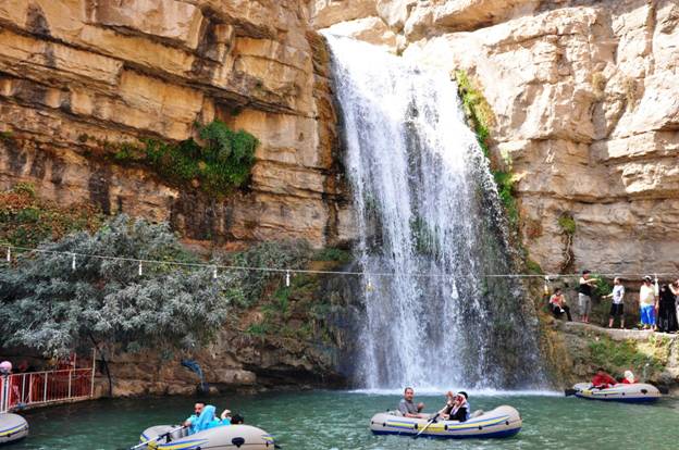 Rafting-at-Gali-Ali-Beg-Waterfall-in-Iraqi-Kurdistan.-Photo-Alan-Kurdi