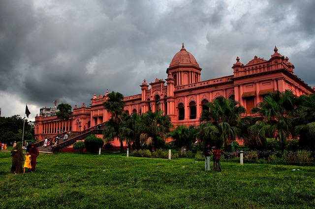 Ahsan-Manzil-Palace-in-Dhaka