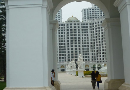 The-Royal-City-Mega-Mall-Project-Hanoi-pic04